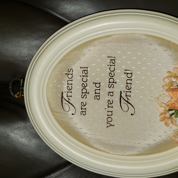 Vintage Friends are Special Wall Decor - Picture 2 of 8
